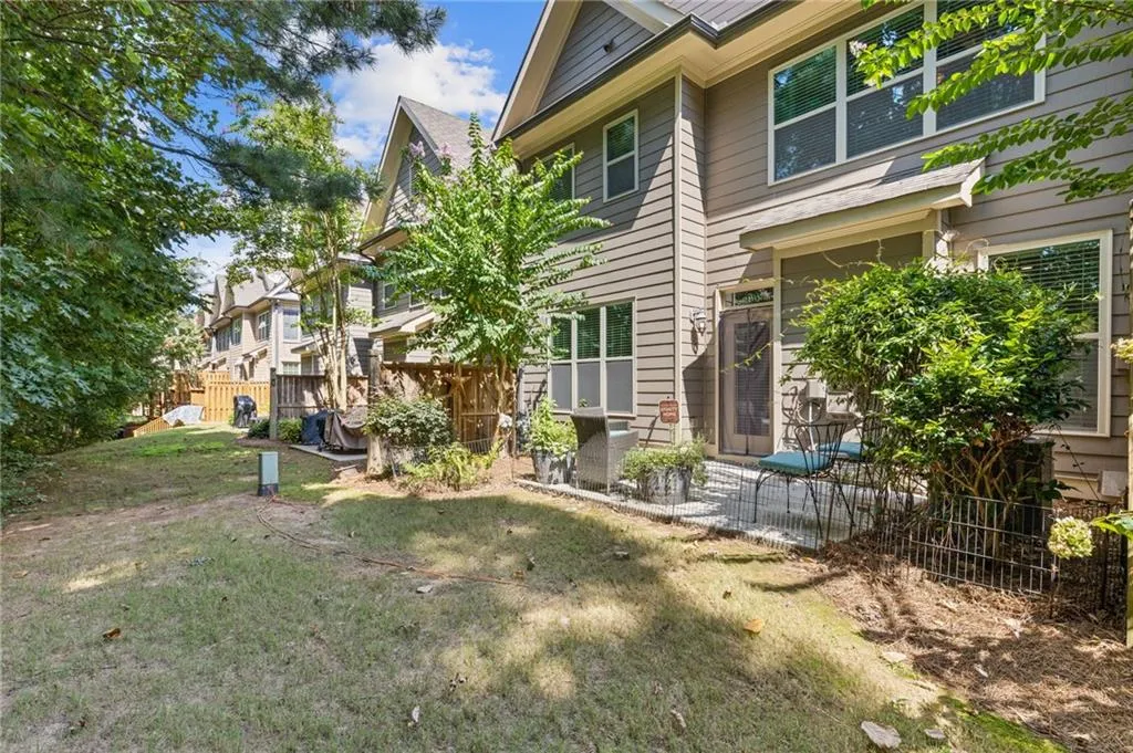 7580 Glisten Avenue, Atlanta, Georgia 30328, 3 Bedrooms Bedrooms, ,2 BathroomsBathrooms,Residential,For Sale,7580 Glisten Avenue,7640612
