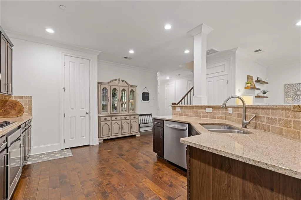 Beautifull wood flooring