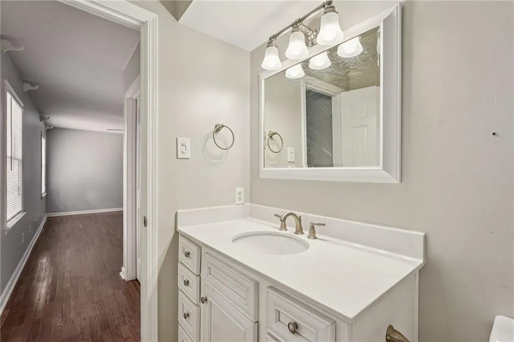 Georgia 30328, ,3 BathroomsBathrooms,Residential,For Sale,7711374