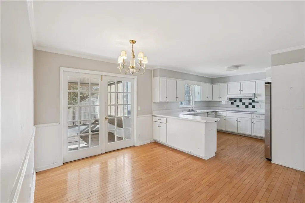 Georgia 30328, ,3 BathroomsBathrooms,Residential,For Sale,7711374