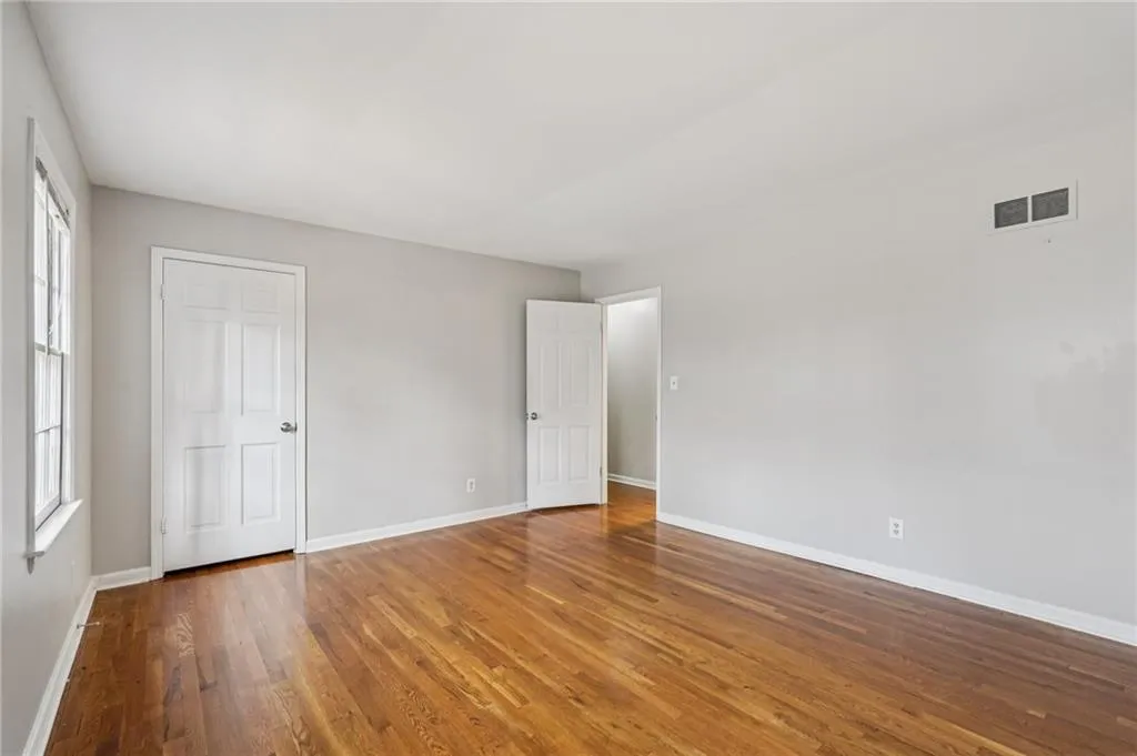 Georgia 30328, ,3 BathroomsBathrooms,Residential,For Sale,7711374