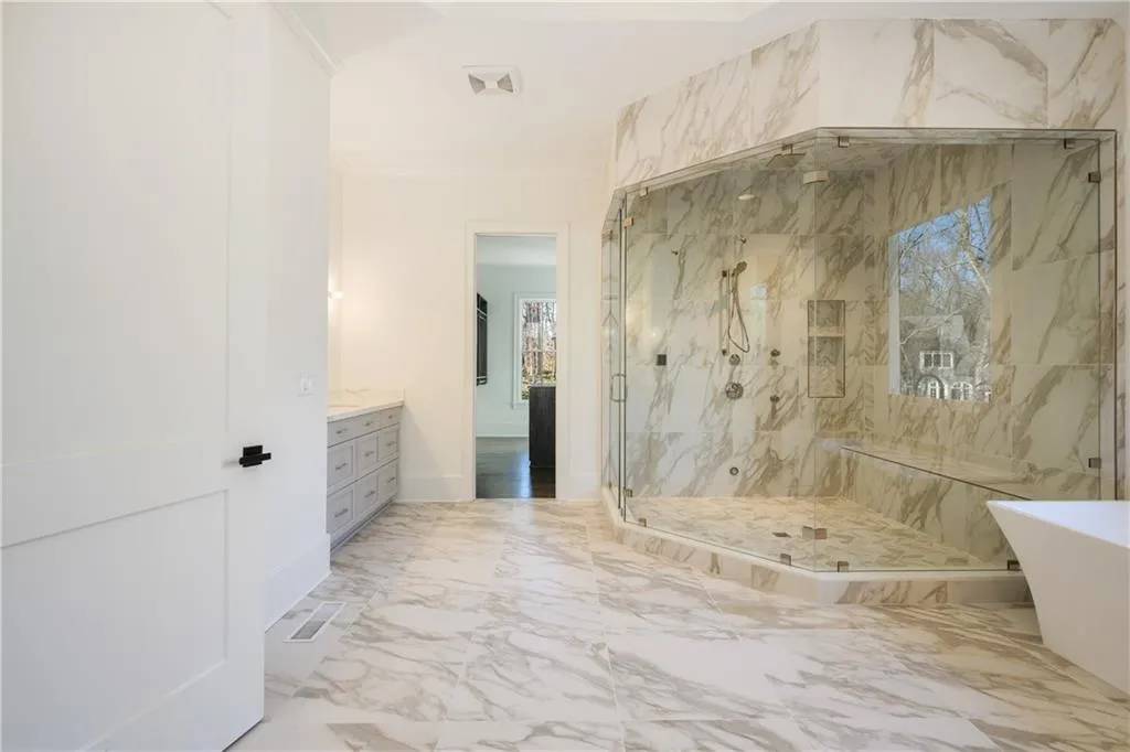 5571 Arundel Drive, Sandy Springs, Georgia 30327, 6 Bedrooms Bedrooms, ,7 BathroomsBathrooms,Residential,Sold,5571 Arundel Drive,6622891