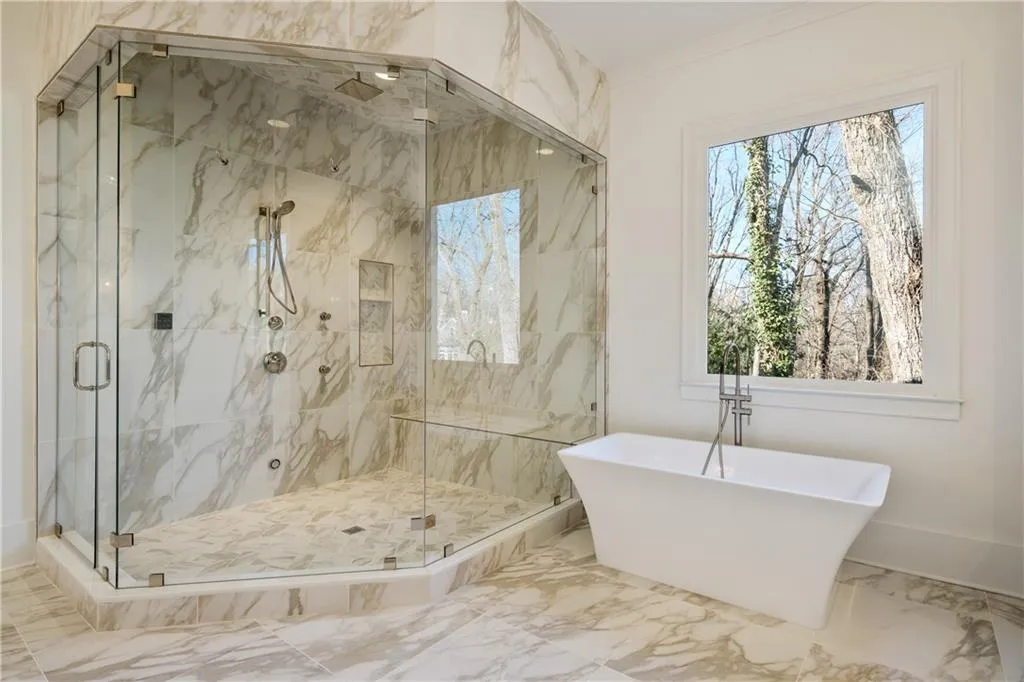 5571 Arundel Drive, Sandy Springs, Georgia 30327, 6 Bedrooms Bedrooms, ,7 BathroomsBathrooms,Residential,Sold,5571 Arundel Drive,6622891