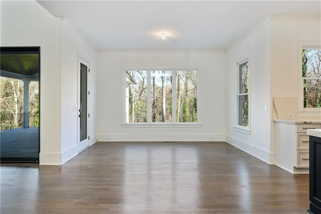 5571 Arundel Drive, Sandy Springs, Georgia 30327, 6 Bedrooms Bedrooms, ,7 BathroomsBathrooms,Residential,Sold,5571 Arundel Drive,6622891