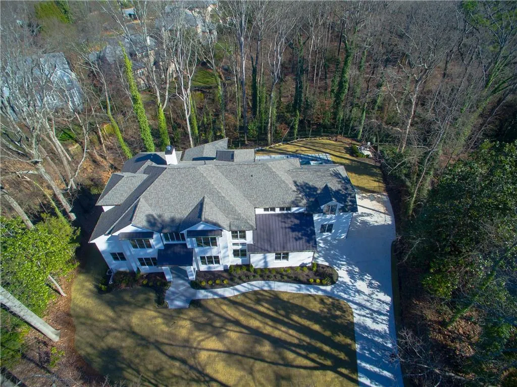 5571 Arundel Drive, Sandy Springs, Georgia 30327, 6 Bedrooms Bedrooms, ,7 BathroomsBathrooms,Residential,Sold,5571 Arundel Drive,6622891