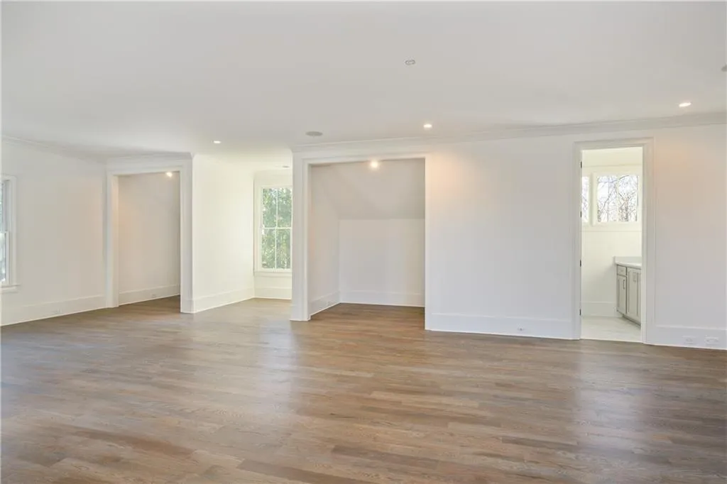 5571 Arundel Drive, Sandy Springs, Georgia 30327, 6 Bedrooms Bedrooms, ,7 BathroomsBathrooms,Residential,Sold,5571 Arundel Drive,6622891