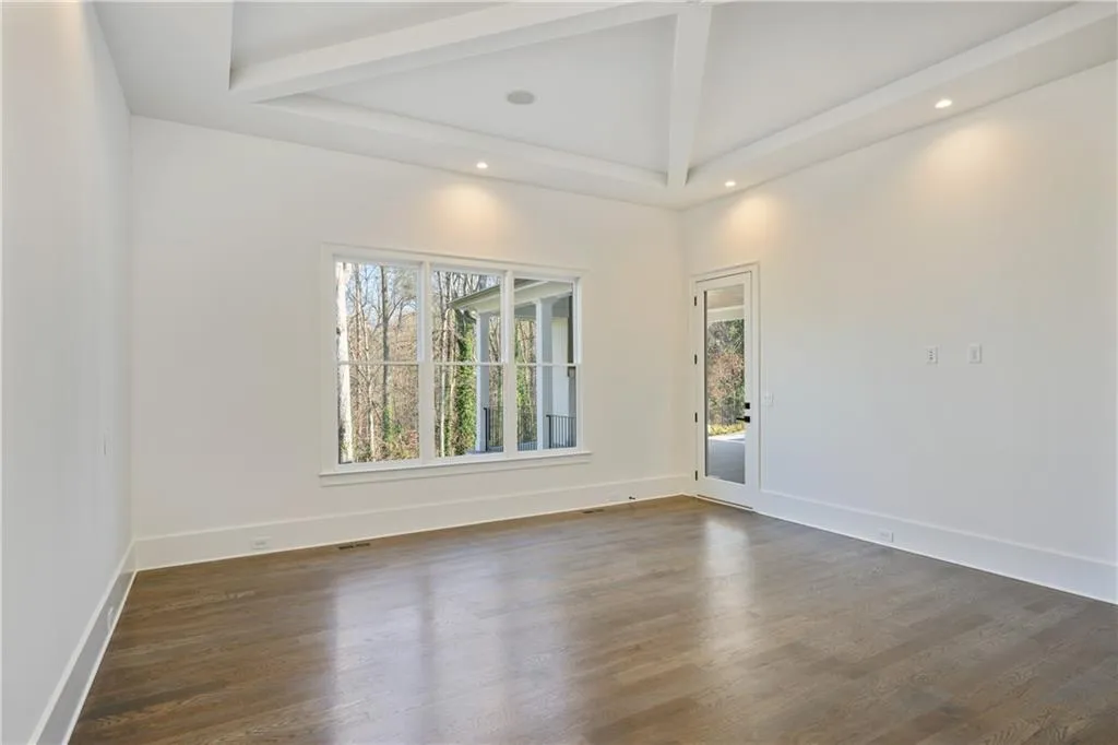 5571 Arundel Drive, Sandy Springs, Georgia 30327, 6 Bedrooms Bedrooms, ,7 BathroomsBathrooms,Residential,Sold,5571 Arundel Drive,6622891