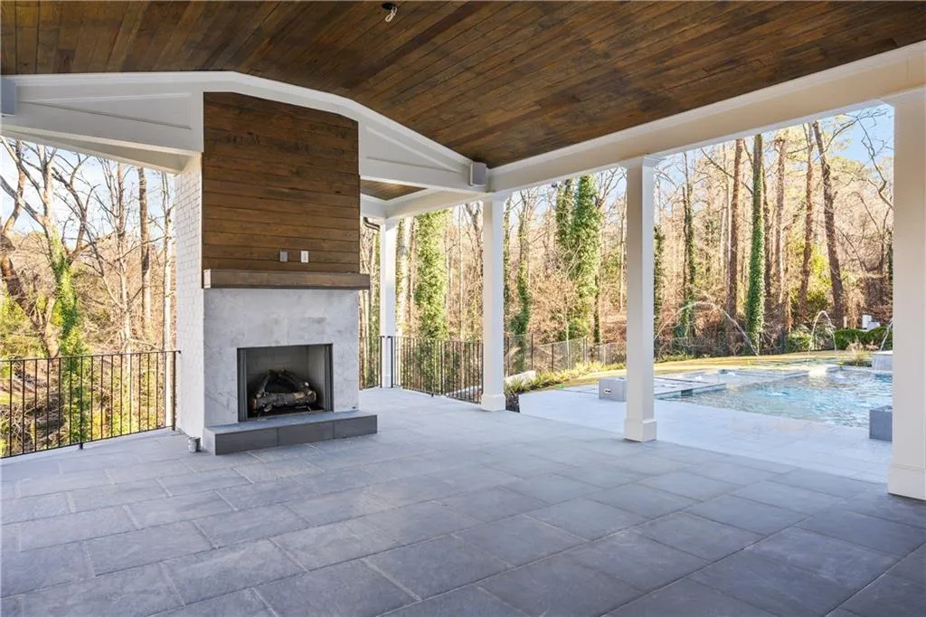 5571 Arundel Drive, Sandy Springs, Georgia 30327, 6 Bedrooms Bedrooms, ,7 BathroomsBathrooms,Residential,Sold,5571 Arundel Drive,6622891