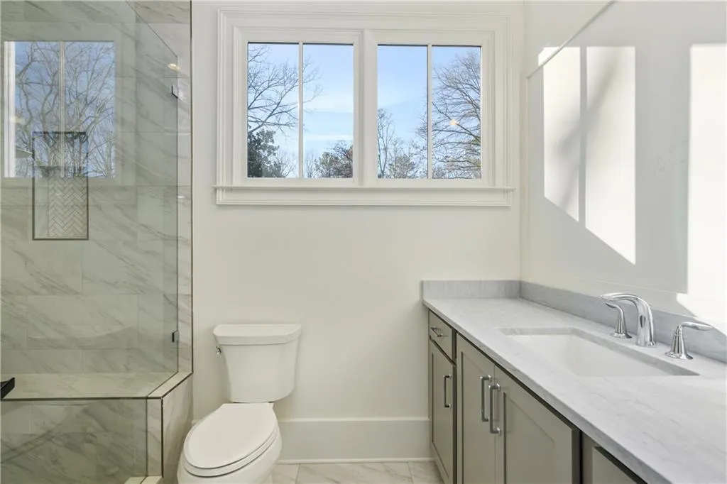 5571 Arundel Drive, Sandy Springs, Georgia 30327, 6 Bedrooms Bedrooms, ,7 BathroomsBathrooms,Residential,Sold,5571 Arundel Drive,6622891