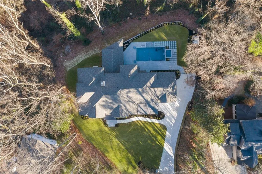 5571 Arundel Drive, Sandy Springs, Georgia 30327, 6 Bedrooms Bedrooms, ,7 BathroomsBathrooms,Residential,Sold,5571 Arundel Drive,6622891