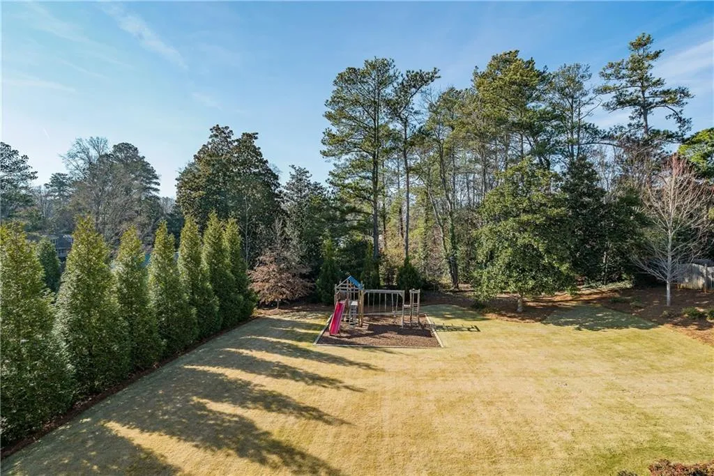 740 Glenairy Drive, Sandy Springs, Georgia 30328, 6 Bedrooms Bedrooms, ,5 BathroomsBathrooms,Residential,Sold,740 Glenairy Drive,5946228
