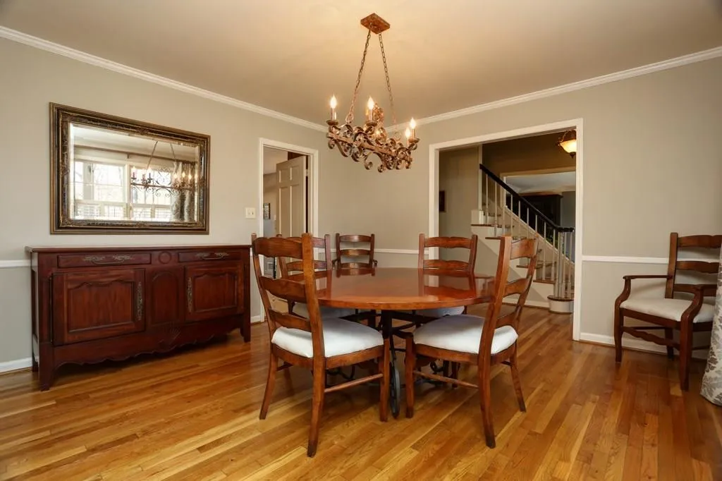 5010 Vallo Vista Court, Atlanta, Georgia 30342, 4 Bedrooms Bedrooms, ,3 BathroomsBathrooms,Residential,Sold,5010 Vallo Vista Court,5797140