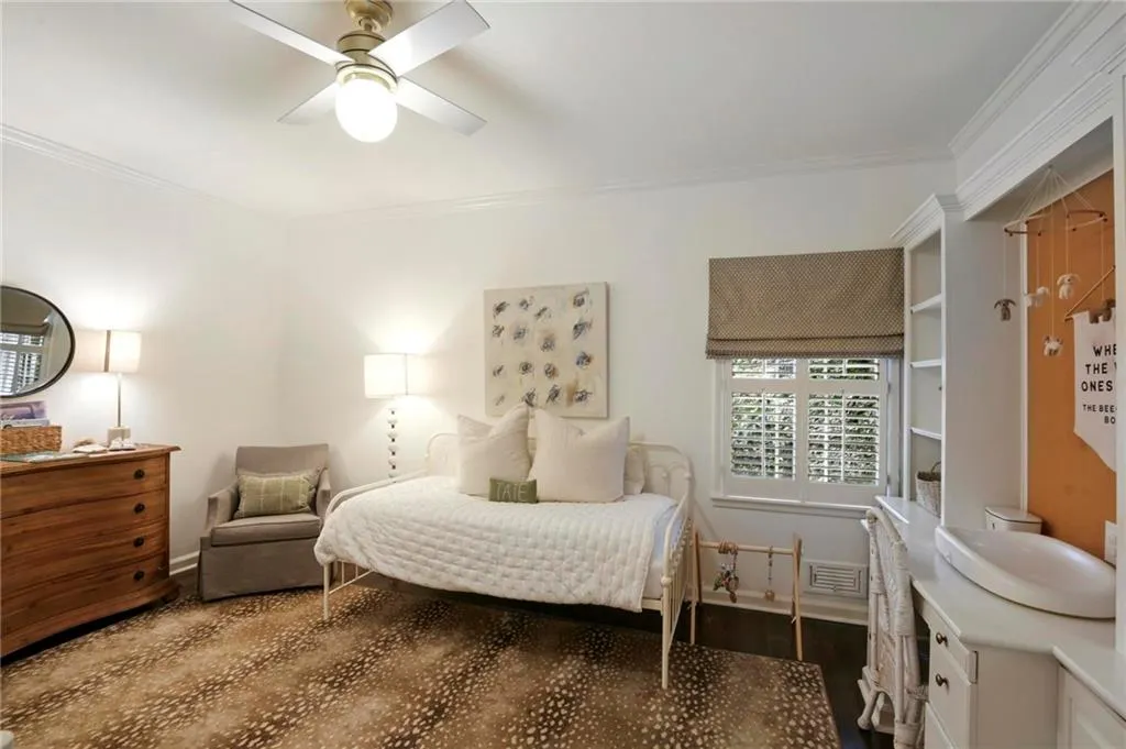 4087 Beechwood Drive Nw, Atlanta, Georgia 30327, 6 Bedrooms Bedrooms, 0 ,6 BathroomsBathrooms,Residential,For Sale,4087 Beechwood Drive Nw,7753516