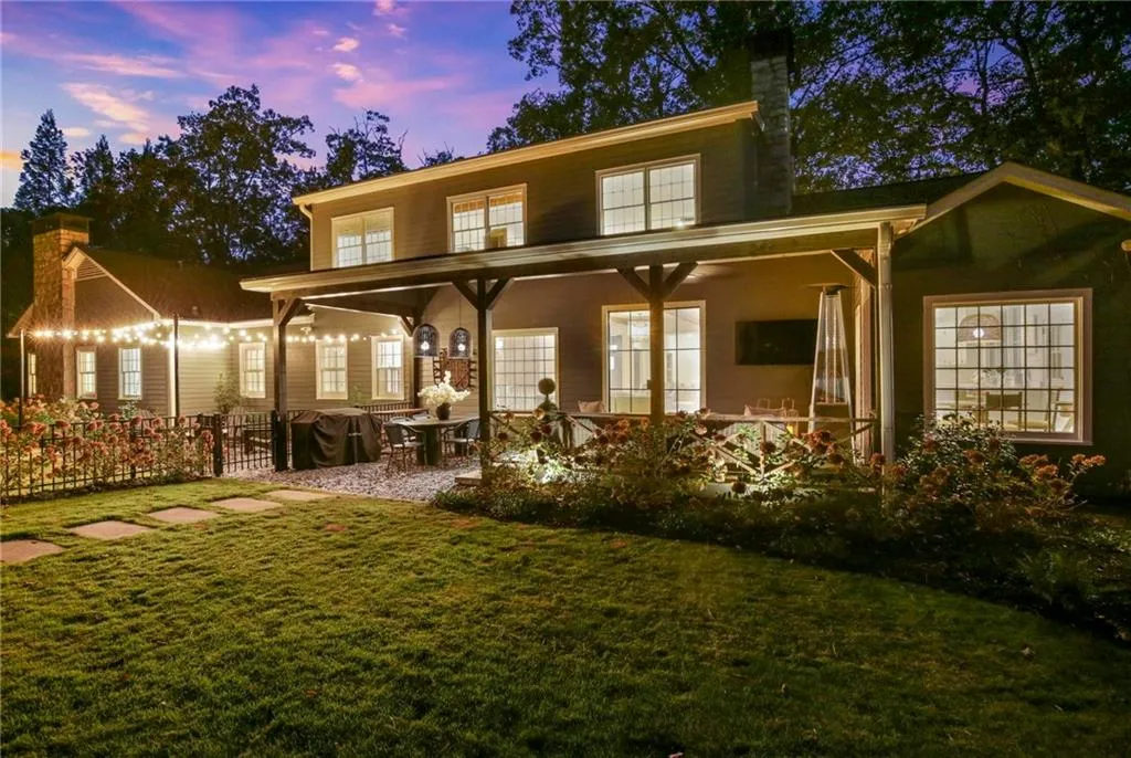 4087 Beechwood Drive Nw, Atlanta, Georgia 30327, 6 Bedrooms Bedrooms, 0 ,6 BathroomsBathrooms,Residential,For Sale,4087 Beechwood Drive Nw,7753516