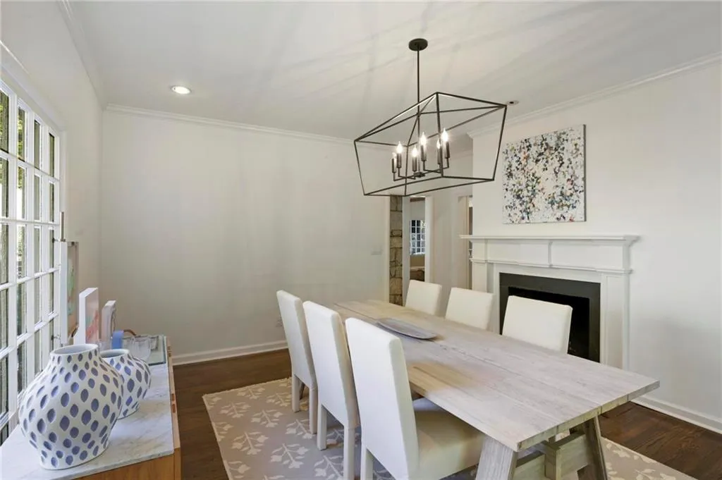 4087 Beechwood Drive Nw, Atlanta, Georgia 30327, 6 Bedrooms Bedrooms, 0 ,6 BathroomsBathrooms,Residential,For Sale,4087 Beechwood Drive Nw,7753516