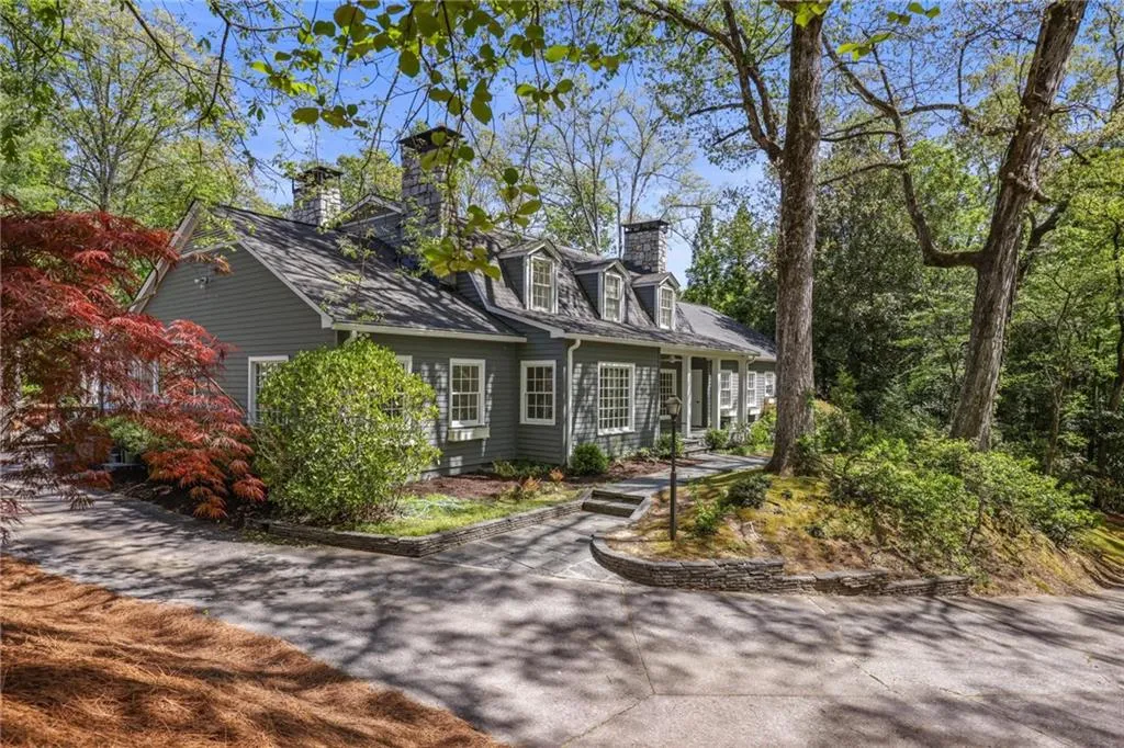 4087 Beechwood Drive Nw, Atlanta, Georgia 30327, 6 Bedrooms Bedrooms, 0 ,6 BathroomsBathrooms,Residential,For Sale,4087 Beechwood Drive Nw,7753516