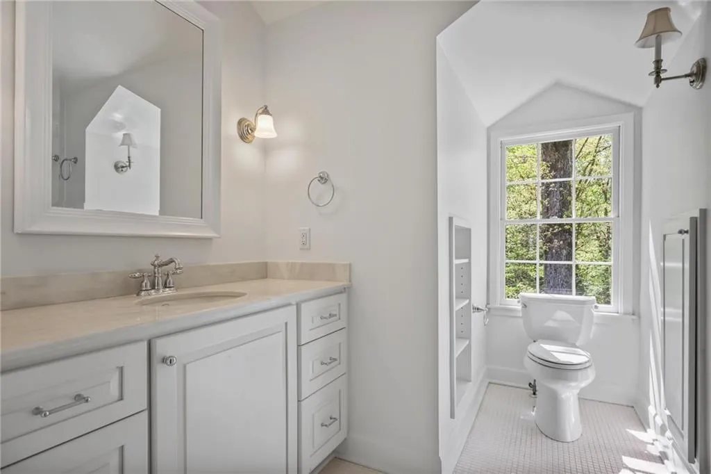 4087 Beechwood Drive Nw, Atlanta, Georgia 30327, 6 Bedrooms Bedrooms, 0 ,6 BathroomsBathrooms,Residential,For Sale,4087 Beechwood Drive Nw,7753516