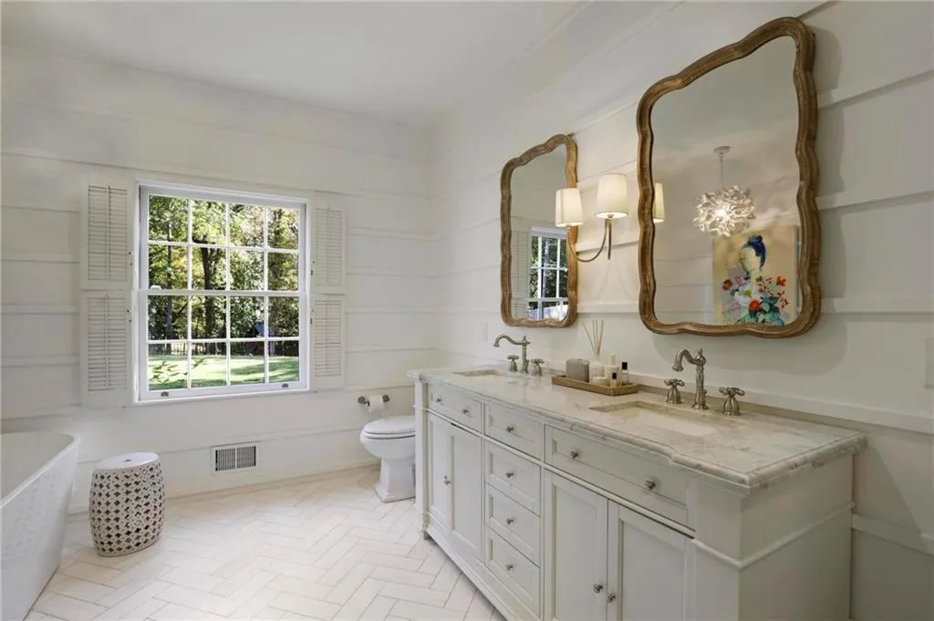 4087 Beechwood Drive Nw, Atlanta, Georgia 30327, 6 Bedrooms Bedrooms, 0 ,6 BathroomsBathrooms,Residential,For Sale,4087 Beechwood Drive Nw,7753516