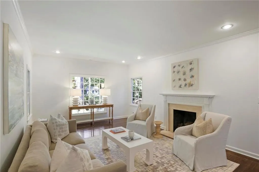 4087 Beechwood Drive Nw, Atlanta, Georgia 30327, 6 Bedrooms Bedrooms, 0 ,6 BathroomsBathrooms,Residential,For Sale,4087 Beechwood Drive Nw,7753516