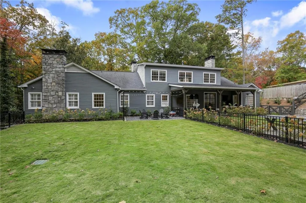 4087 Beechwood Drive Nw, Atlanta, Georgia 30327, 6 Bedrooms Bedrooms, 0 ,6 BathroomsBathrooms,Residential,For Sale,4087 Beechwood Drive Nw,7753516