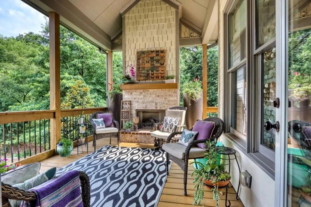 441 Johnson Ferry Road Ne, Atlanta, Georgia 30328, 5 Bedrooms Bedrooms, ,5 BathroomsBathrooms,Residential,Sold,441 Johnson Ferry Road Ne,6903450