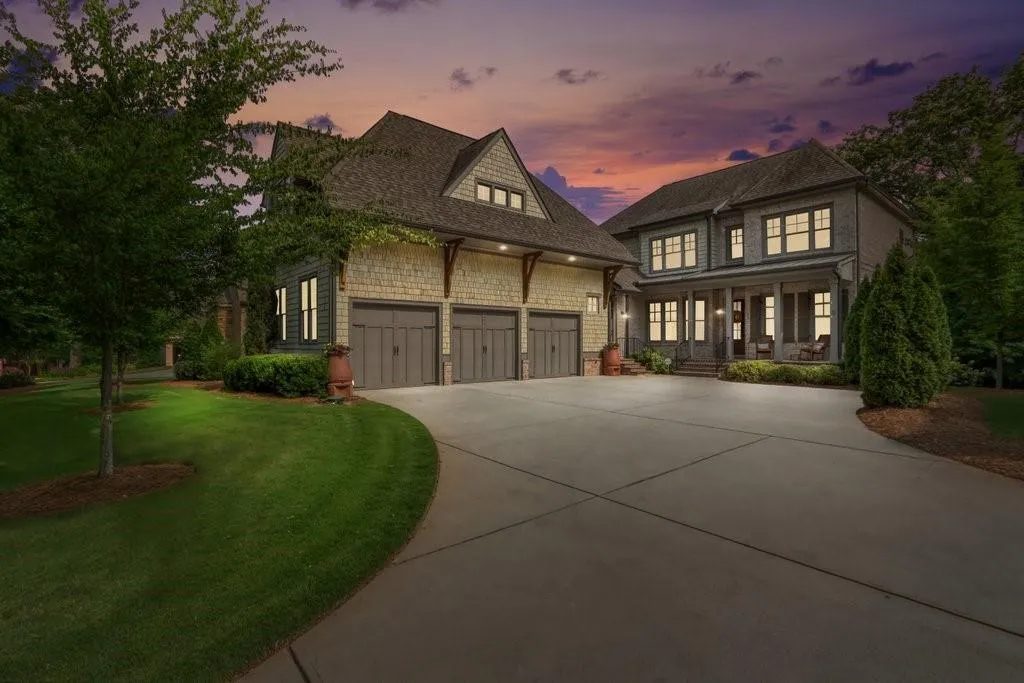 441 Johnson Ferry Road Ne, Atlanta, Georgia 30328, 5 Bedrooms Bedrooms, ,5 BathroomsBathrooms,Residential,Sold,441 Johnson Ferry Road Ne,6903450