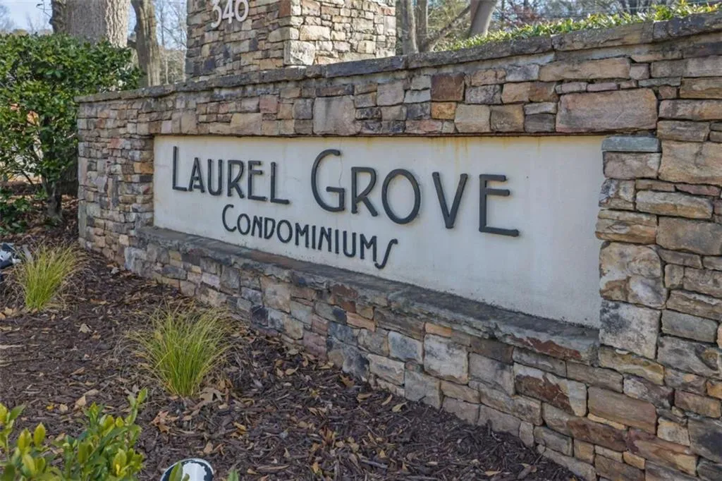 346 Carpenter Dr, Atlanta, Georgia 30328, 2 Bedrooms Bedrooms, ,2 BathroomsBathrooms,Residential,Sold,346 Carpenter Dr,7507658