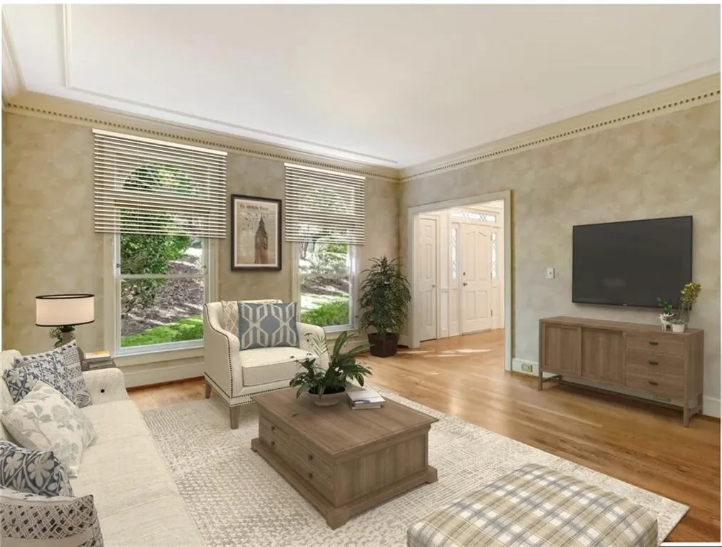 8255 Habersham Waters Road, Atlanta, Georgia 30350, 5 Bedrooms Bedrooms, ,5 BathroomsBathrooms,Residential,Sold,8255 Habersham Waters Road,6962080