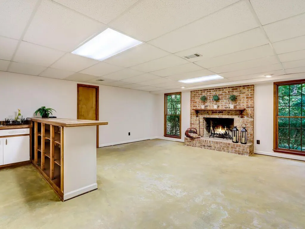 8255 Habersham Waters Road, Atlanta, Georgia 30350, 5 Bedrooms Bedrooms, ,5 BathroomsBathrooms,Residential,Sold,8255 Habersham Waters Road,6962080