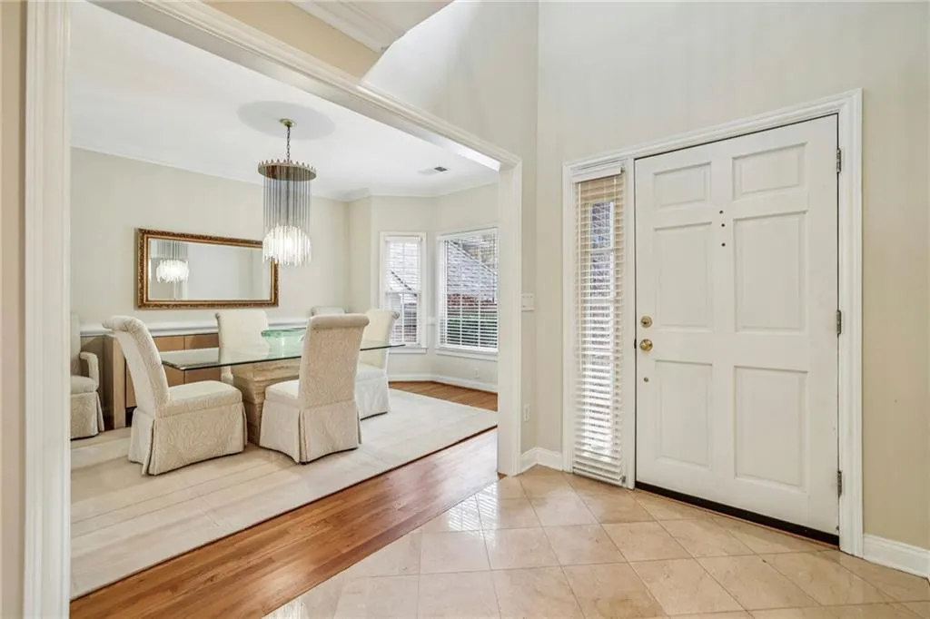 404 Brookview Circle, Atlanta, Georgia 30339, 4 Bedrooms Bedrooms, ,2 BathroomsBathrooms,Residential,For Sale,404 Brookview Circle,7686552