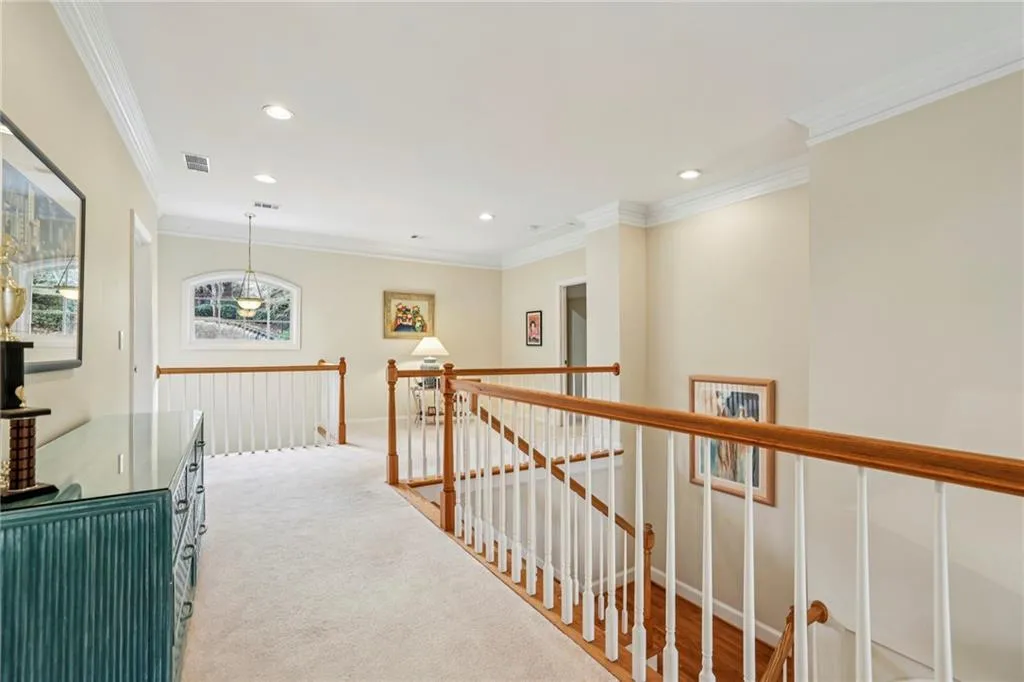 404 Brookview Circle, Atlanta, Georgia 30339, 4 Bedrooms Bedrooms, ,2 BathroomsBathrooms,Residential,For Sale,404 Brookview Circle,7686552