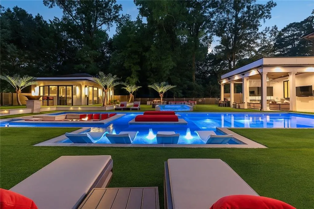 1386 Moores Mill Road Nw, Atlanta, Georgia 30327, 7 Bedrooms Bedrooms, ,8 BathroomsBathrooms,Residential,For Sale,1386 Moores Mill Road Nw,7646664