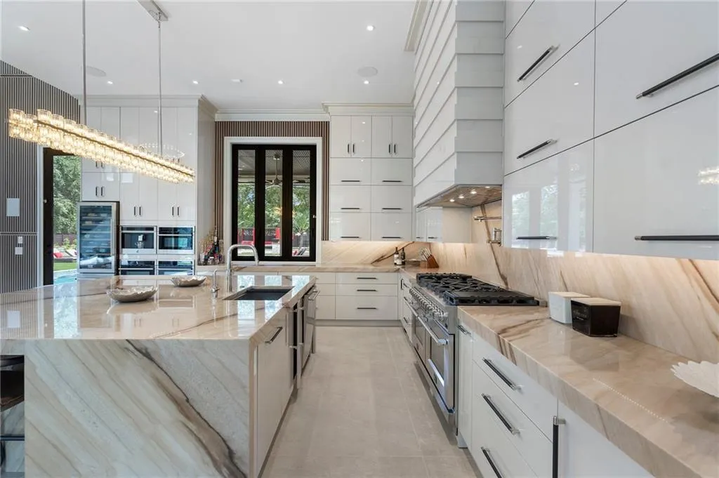1386 Moores Mill Road Nw, Atlanta, Georgia 30327, 7 Bedrooms Bedrooms, ,8 BathroomsBathrooms,Residential,For Sale,1386 Moores Mill Road Nw,7646664
