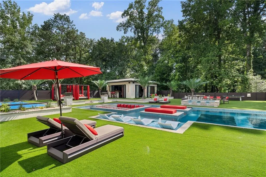 1386 Moores Mill Road Nw, Atlanta, Georgia 30327, 7 Bedrooms Bedrooms, ,8 BathroomsBathrooms,Residential,For Sale,1386 Moores Mill Road Nw,7646664