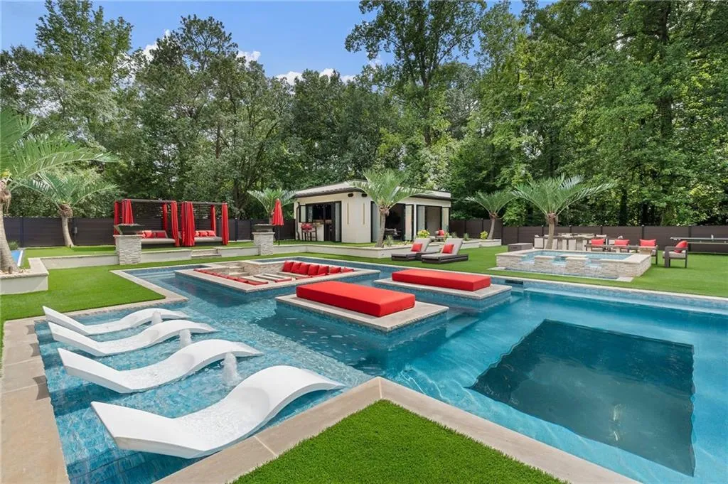1386 Moores Mill Road Nw, Atlanta, Georgia 30327, 7 Bedrooms Bedrooms, ,8 BathroomsBathrooms,Residential,For Sale,1386 Moores Mill Road Nw,7646664