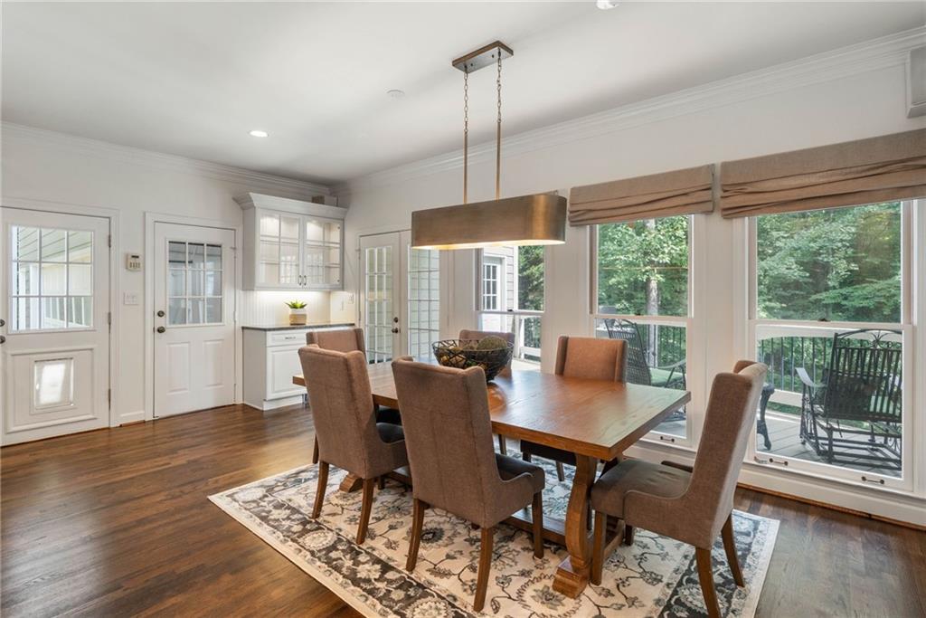 500 Highbrook Drive, Atlanta, Georgia 30342, 5 Bedrooms Bedrooms, ,3 BathroomsBathrooms,Residential,Sold,500 Highbrook Drive,7321860