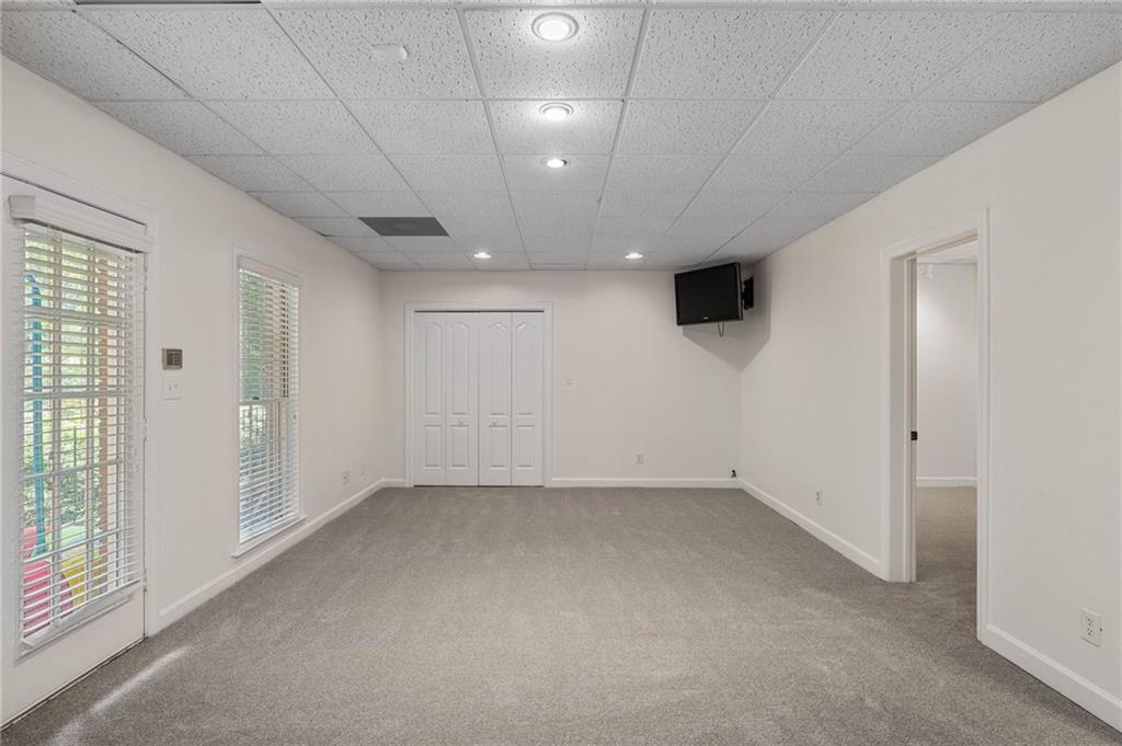 500 Highbrook Drive, Atlanta, Georgia 30342, 5 Bedrooms Bedrooms, ,3 BathroomsBathrooms,Residential,Sold,500 Highbrook Drive,7321860