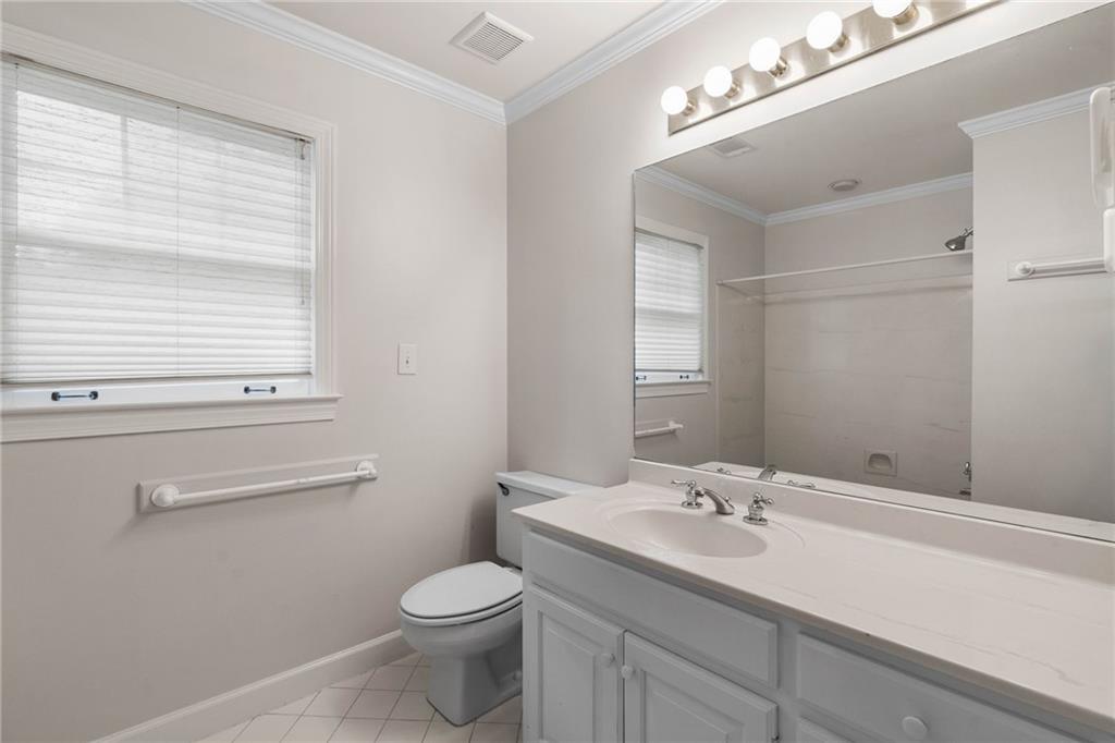 500 Highbrook Drive, Atlanta, Georgia 30342, 5 Bedrooms Bedrooms, ,3 BathroomsBathrooms,Residential,Sold,500 Highbrook Drive,7321860