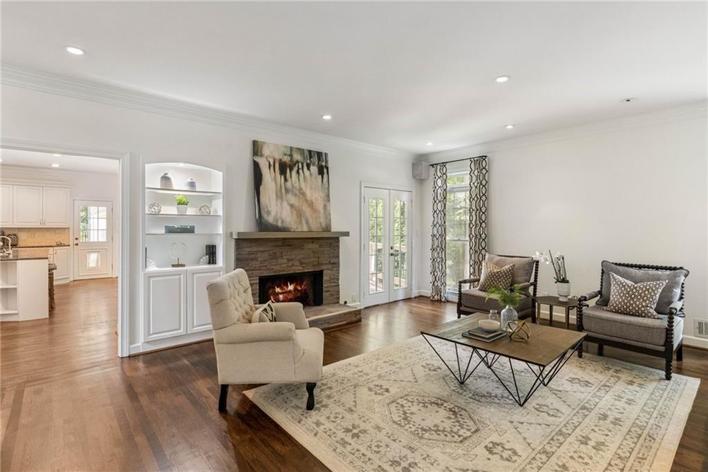 500 Highbrook Drive, Atlanta, Georgia 30342, 5 Bedrooms Bedrooms, ,3 BathroomsBathrooms,Residential,Sold,500 Highbrook Drive,7321860