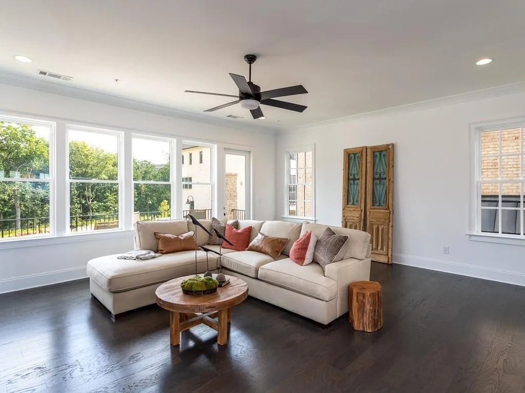 6825 Crescendo Court Unit 250, Sandy Springs, Georgia 30328, 3 Bedrooms Bedrooms, ,3 BathroomsBathrooms,Residential,Sold,6825 Crescendo Court Unit 250,6778117