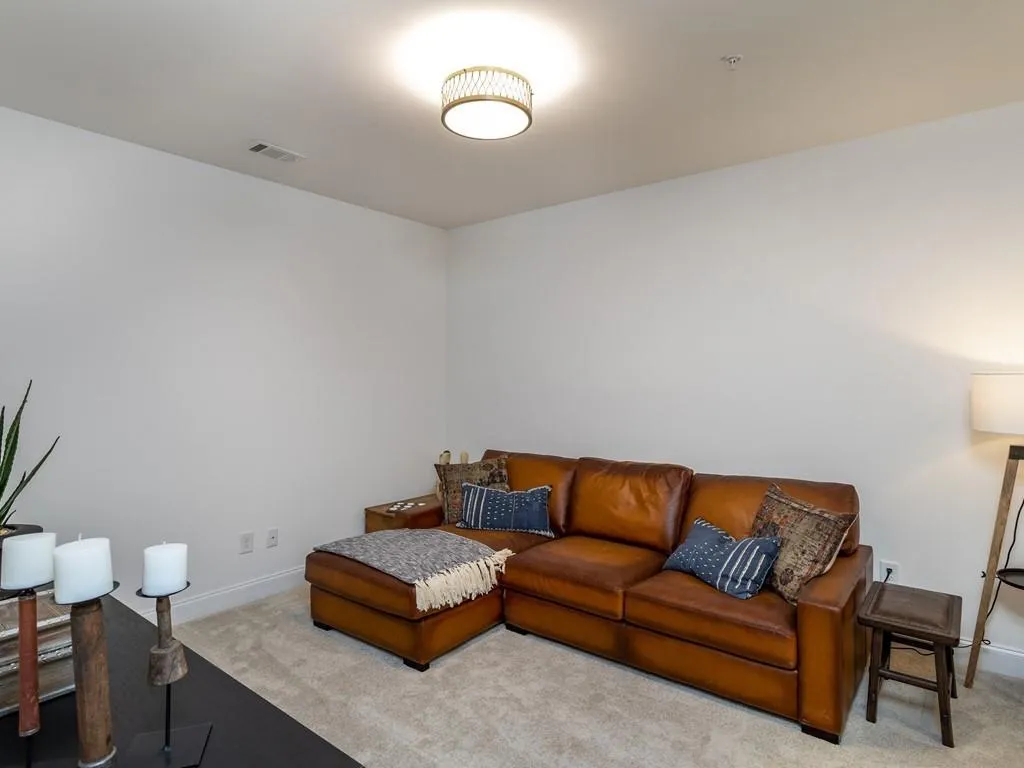 6825 Crescendo Court Unit 250, Sandy Springs, Georgia 30328, 3 Bedrooms Bedrooms, ,3 BathroomsBathrooms,Residential,Sold,6825 Crescendo Court Unit 250,6778117