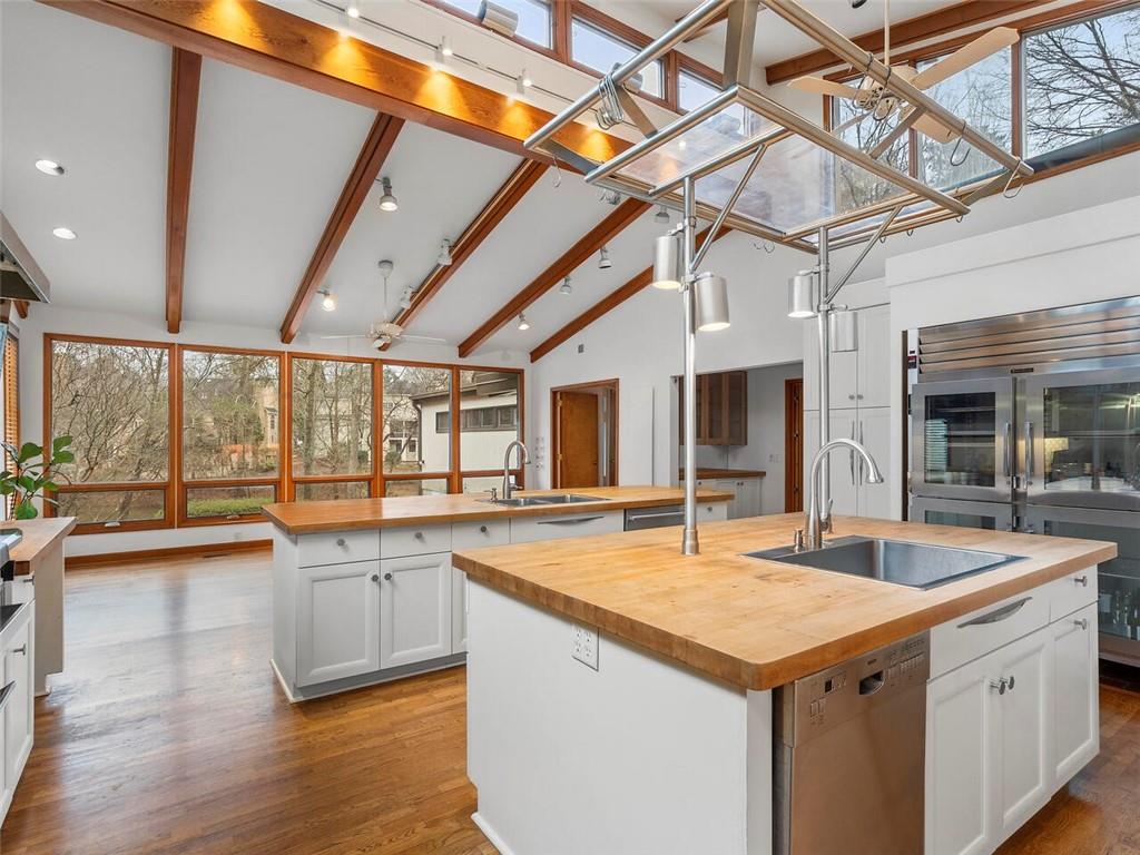 3326 Paces Ferry Road NW, Atlanta, Georgia 30327, 5 Bedrooms Bedrooms, ,4 BathroomsBathrooms,Residential,Sold,3326 Paces Ferry Road NW,7330674