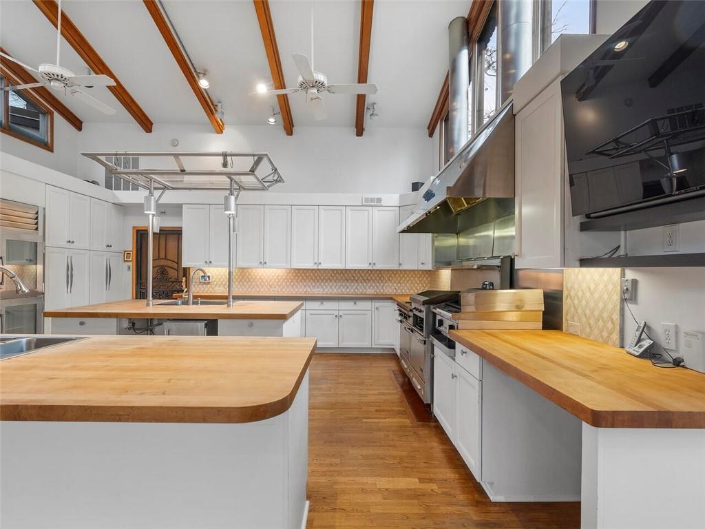 3326 Paces Ferry Road NW, Atlanta, Georgia 30327, 5 Bedrooms Bedrooms, ,4 BathroomsBathrooms,Residential,Sold,3326 Paces Ferry Road NW,7330674