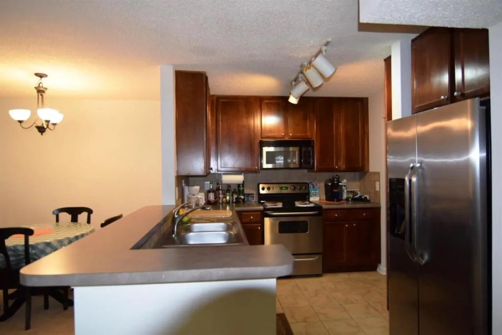 3650 Ashford Dunwoody Road Ne Unit 125, Brookhaven, Georgia 30319, 2 Bedrooms Bedrooms, ,1 BathroomBathrooms,Residential,Sold,3650 Ashford Dunwoody Road Ne Unit 125,5711271