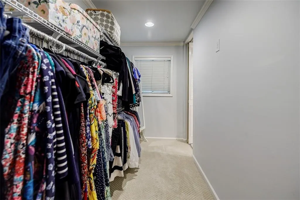 5400 Roswell Road Unit J5, Atlanta, Georgia 30342, 2 Bedrooms Bedrooms, ,2 BathroomsBathrooms,Residential,Sold,5400 Roswell Road Unit J5,7116601