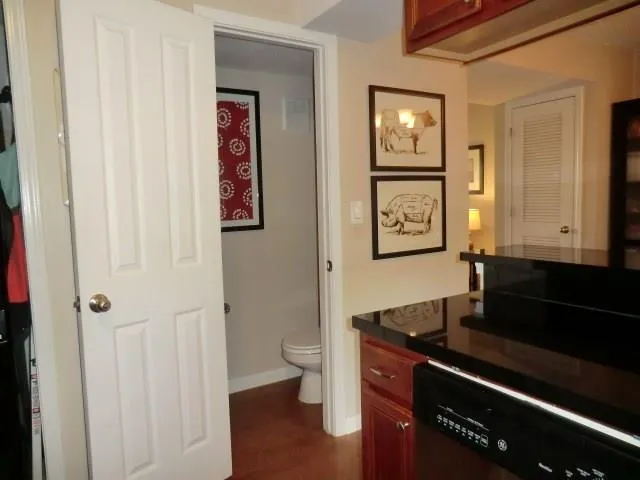 6940 Roswell Road Unit 22a, Atlanta, Georgia 30328, 2 Bedrooms Bedrooms, ,1 BathroomBathrooms,Residential,Sold,6940 Roswell Road Unit 22a,5803701