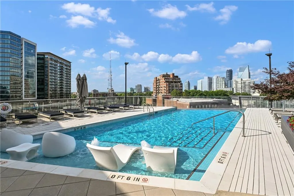 3107 Peachtree Road Ne Unit 1005, Atlanta, Georgia 30305, 2 Bedrooms Bedrooms, ,2 BathroomsBathrooms,Residential,For Sale,3107 Peachtree Road Ne Unit 1005,7580294