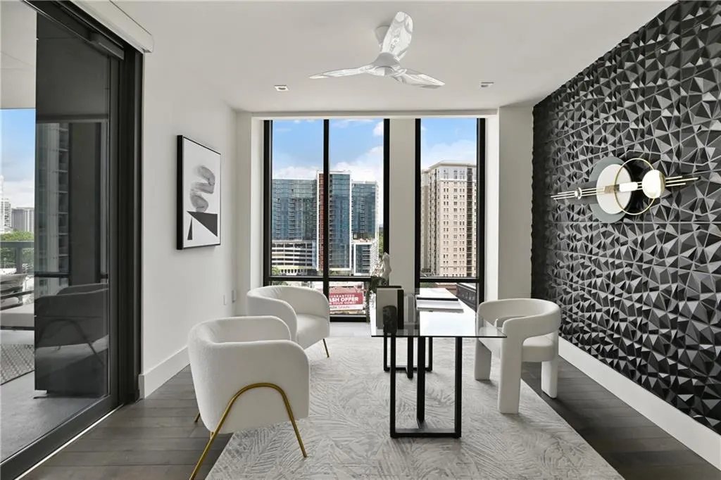 Bonus area perfect for an office or additional  sitting area