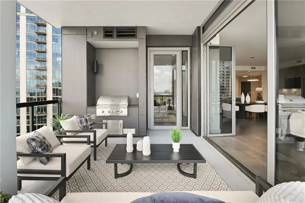 Private outdoor terrace with built in grill