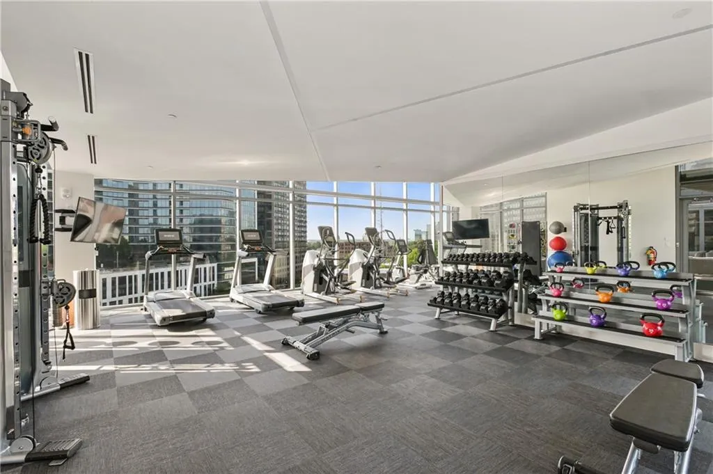 3107 Peachtree Road Ne Unit 1005, Atlanta, Georgia 30305, 2 Bedrooms Bedrooms, ,2 BathroomsBathrooms,Residential,For Sale,3107 Peachtree Road Ne Unit 1005,7580294